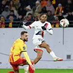 video bradley barcola a salvat o pe psg golgheterul din ligue 1 il face uitat pe kylian mbappe primul antrenament pentru khvicha kvaratskhelia 678cee02defa9