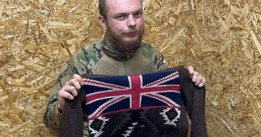 video britanicul capturat de rusi in noiembrie la kursk este acuzat oficial de terorism si mercenariat si risca ani buni de inchisoare 679bca1e7e7fc