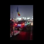 video ce a patit soferul care facea drifturi intr un sens giratoriu cu un sicriu legat de masina 6778e2c1ccb67
