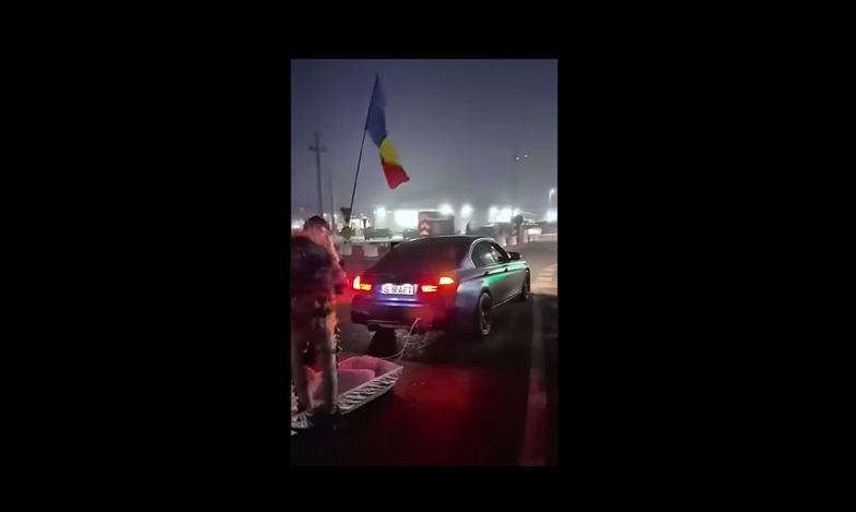 video ce a patit soferul care facea drifturi intr un sens giratoriu cu un sicriu legat de masina 6778e2c1ccb67