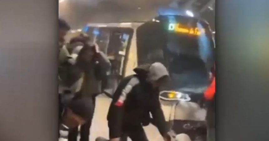 video doua tramvaie s au ciocnit violent in strasbourg sunt zeci de raniti 5 persoane duse la spital in stare grava 6782b67bef45a