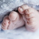 video era mort in bratele mele un bebelus de doua luni din galati tratat de medicul de familie pentru raceala a murit de pneumonie 6788cf955cd64