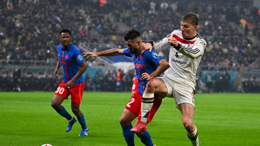 Cine a fost cel mai slab jucător al lui FCSB în meciul 0-2 cu Manchester United 1 video exclusiv cine a fost cel mai slab jucator al lui fcsb in 0 2 cu manchester united 679c9245cdd53