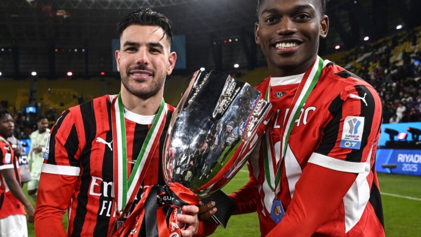 video exclusiv doi fotbalisti au stralucit in finala supercupei italiei notele din inter milano ac milan 2 3 677cc77931b67