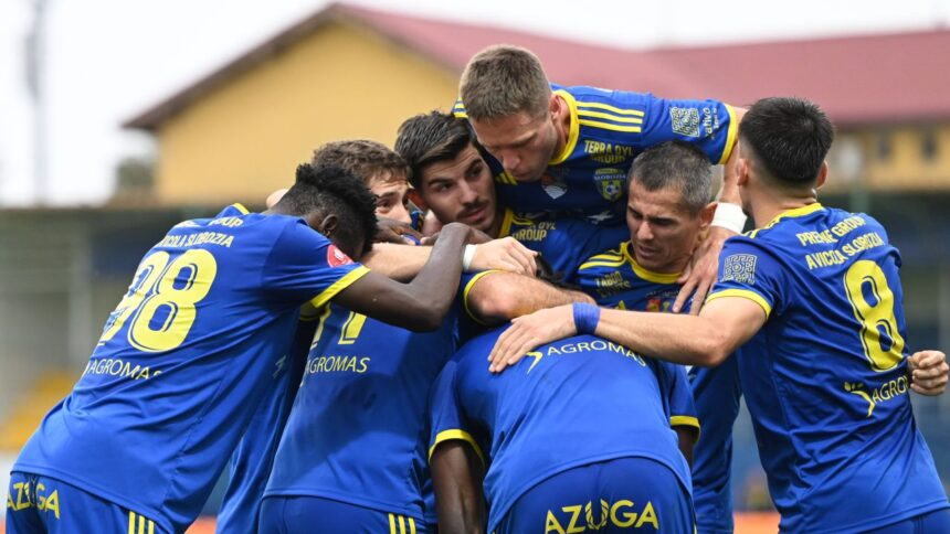 video exclusiv fotbalistul din superliga care s a lasat de fotbal si s a dus la munca in germania am fost la curatenie 67801e06e127a