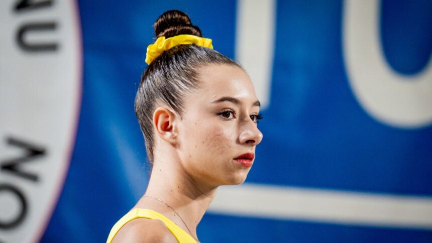 video exclusiv stefania uta stea pentru romania in antalya uimitoare cum se antreneaza atleta in cantonament 67813e0f70554
