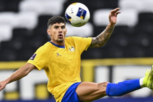 video florinel coman in cursa pentru o performanta uriasa in qatar a fost pe teren astazi intr un meci mare pentru al gharafa 67829a5a56665