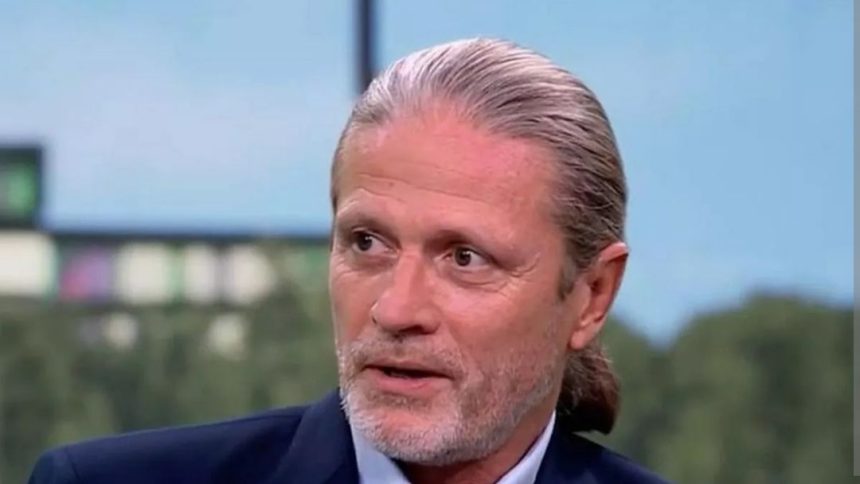 video gafa monumentala la sky sports l a omorat pe o legenda a clubului arsenal desi omul traieste odihneasca se in pace 6790f40e8b878