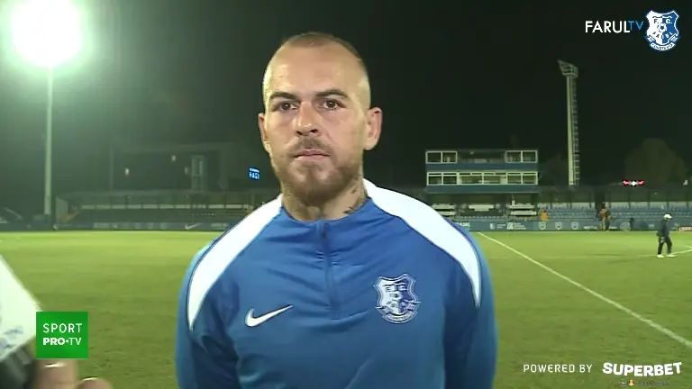 video intrebat daca ii este frica sa vina la fcsb denis alibec a dat replica 678cea7866a3d