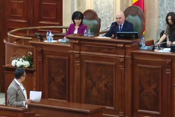 video liderul senatorilor usr a cerut ca iohannis sa prezinte un raport privind alegerile anulate bolojan i a taiat microfonul 678fc5ce222ea