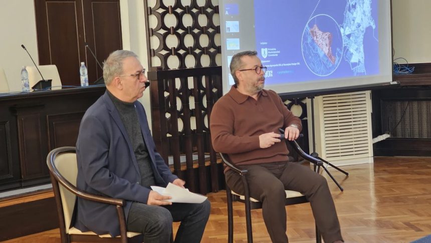 Locuitorii din Palazu Mare au avut o nouă întâlnire tensionată cu Vergil Chițac. Concluzia: după elaborarea noului PUZ nu se va mai construi haotic. 1 video locuitorii din palazu mare o noua intalnire cu scantei cu vergil chitac concluzia dupa elaborarea noului puz nu se va mai construi haotic 67981fc7ab52a
