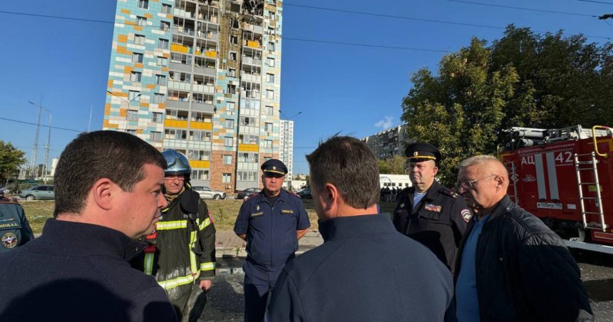 Oficial ucrainean: Sistemele antiaeriene sunt incapabile să apere eficient Rusia. Două excepții – reședința lui Putin și Moscova 1 video oficial ucrainean sistemele antiaeriene sunt incapabile sa apere eficient rusia doua exceptii resedinta lui putin si moscova 678290d0766d5