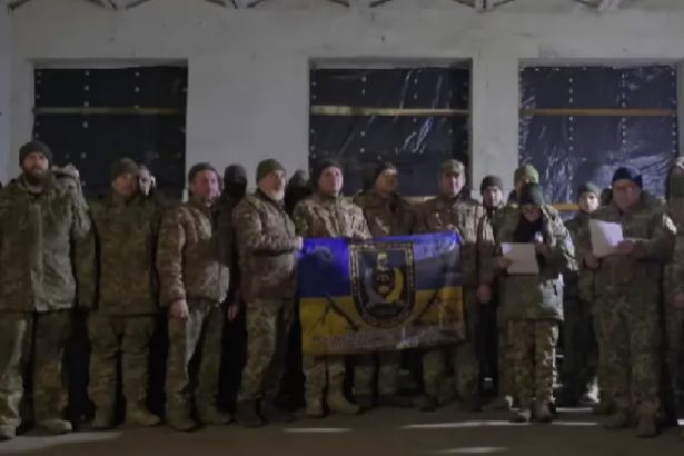 video revolta in armata ucraineana soldatii unui batalion denunta o amenintare directa si ii cer ajutorul generalului sirski 678d623c54baa