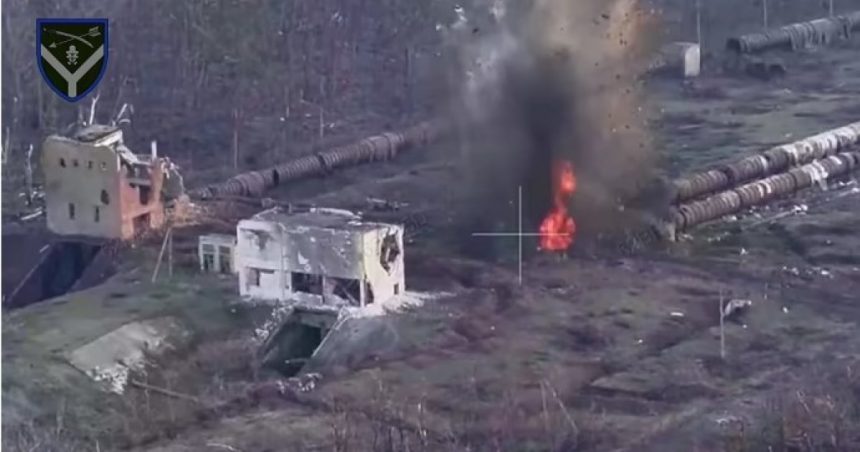 video rusii au aruncat in aer colectorul unei conducte pentru a scapa de cadavrele a aproximativ 100 de camarazi morti 67923f12d8120