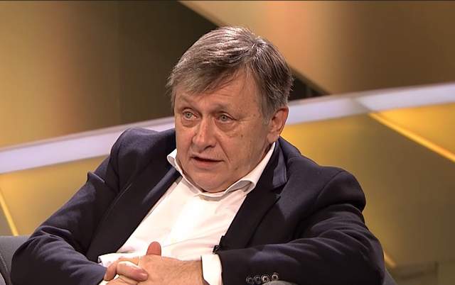 Crin Antonescu își dorește o confruntare cu Călin Georgescu? Candidatul coaliției vine la Insider politic, sâmbătă, de la ora 12:00, la Prima TV 1 video si ar dori crin antonescu o confruntare cu calin georgescu candidatul coalitiei vine la insider politic sambata de la ora 1200 la prima tv 678146bc60586