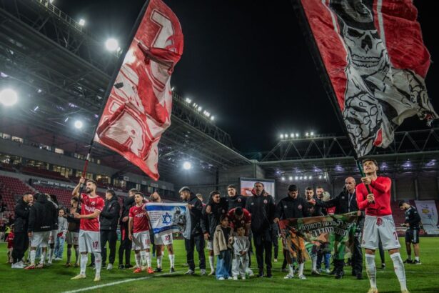 video tricolorul arma secreta cine este romanul care a jucat chiar pe 1 ianuarie in derby ul campionatului si se afla pe primul loc 6776ae903b557