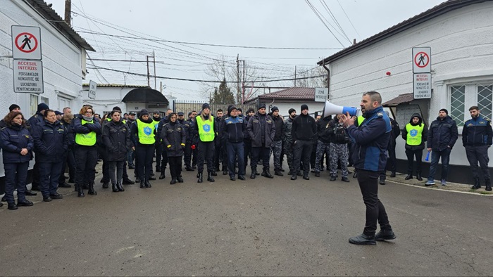 vineri angajatii de la penitenciarul poarta alba protesteaza din nou impotriva masurilor luate de ordonanta trenulet 677ebfe36cff4