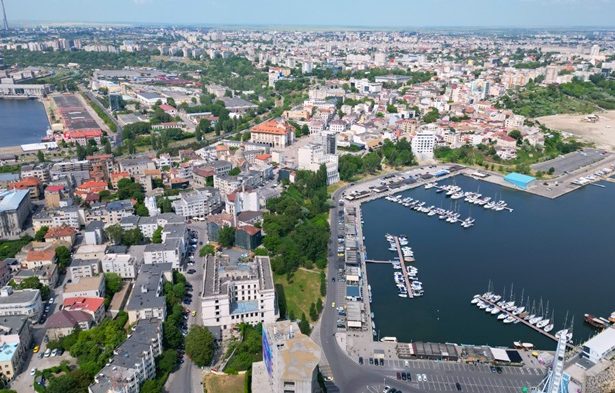 zi decisiva pentru portul tomis curtea suprema asteptata sa dea o solutie ce ar putea influenta urmatorii 15 ani ai portului turistic 678f25a111d90