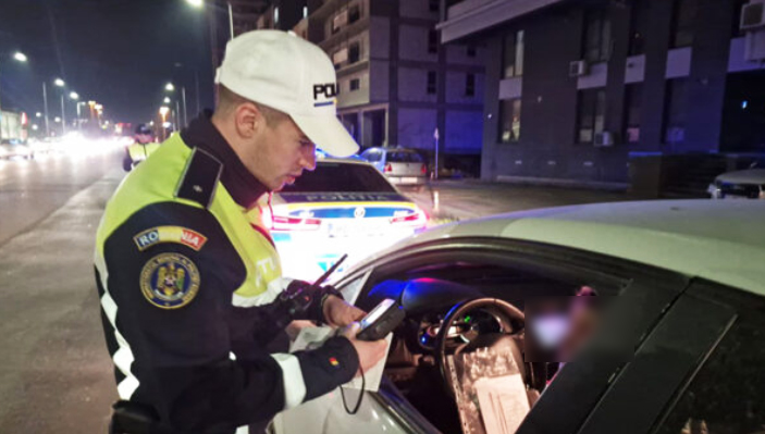 accident la navodari doua masini s au ciocnit unul dintre soferi avea o alcoolemie enorma 67a9db7c638ec