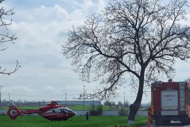 accident rutier grav pe dn 22 tulcea constanta doua elicoptere au intervenit la fata locului 67af5d308626c