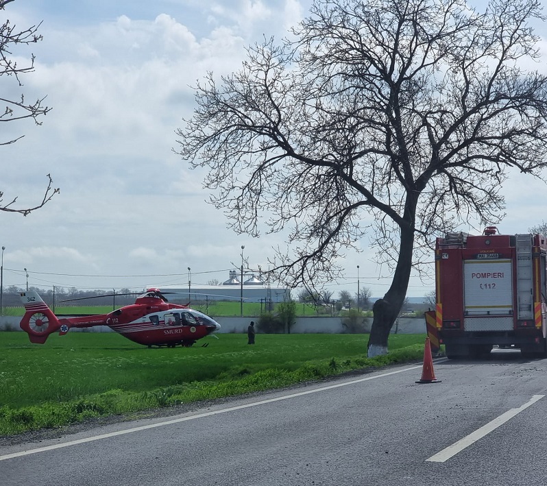 accident rutier grav pe dn 22 tulcea constanta doua elicoptere au intervenit la fata locului 67af5d308626c