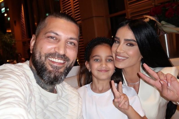 adelina pestritu a implinit 38 de ani si a petrecut ziua de nastere alaturi de familia sa sunt recunoscatoare pentru tot 679f88b8ae2f0