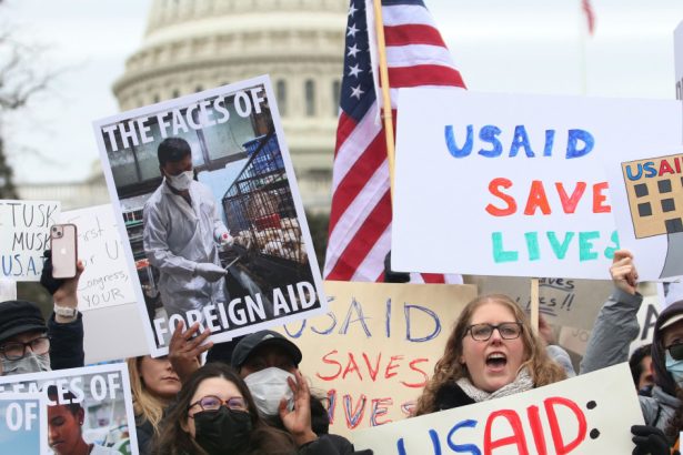 administratia trump a concediat peste 97 dintre angajatii usaid cati functionari au mai ramas si cu ce se vor ocupa 67a6170210d18