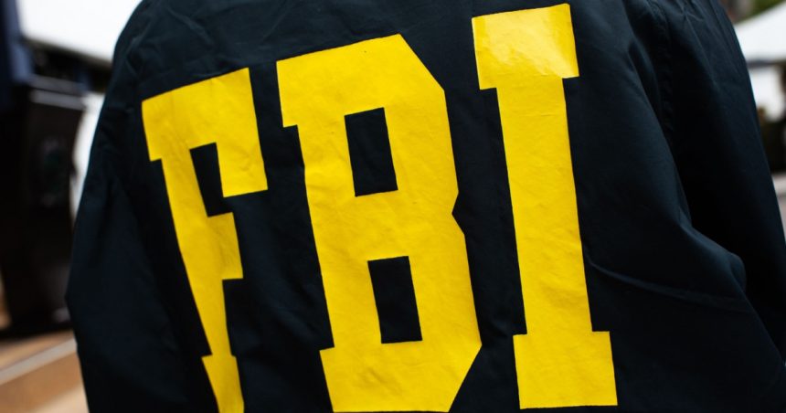 Agenții FBI implicați în cazurile penale ale lui Donald Trump ar putea fi concediați, inclusiv „mii de angajați”. 1 agentii fbi care au lucrat la cazurile penale ale lui donald trump ar putea fi concediati poate fi vorba chiar de mii de angajati 679dd23e31adc