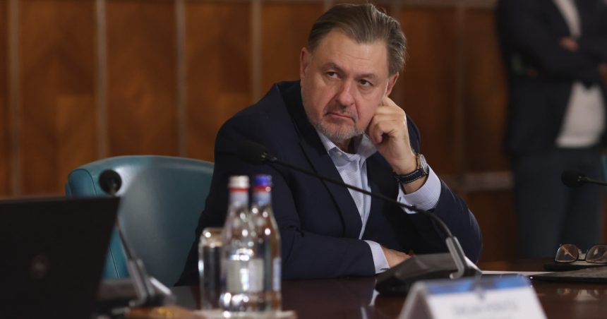 alexandru rafila lauda bugetul alocat sanatatii in 2025 deputat usr domnul rafila vorbeste mult prost si minte ingrozitor 67a3233f38a8d