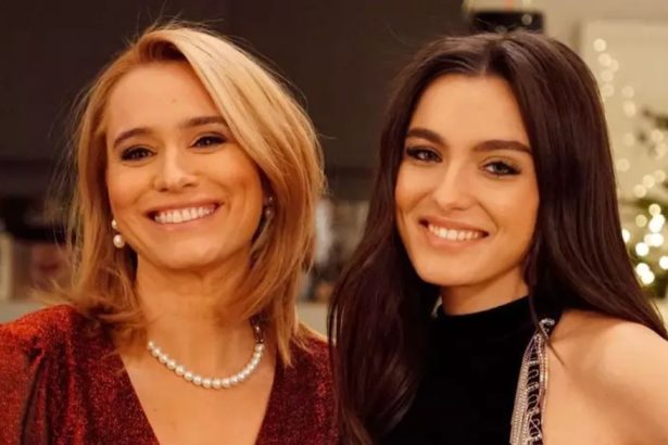 alexia eram singura de valentines day cum a reactionat andreea esca atunci cand a vazut colectia de haine a fiicei sale i a placut mult un tricou cu un tomberon 67ae13c2d945f