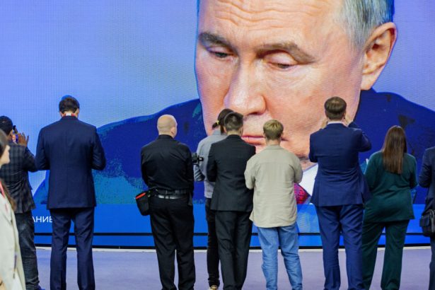 analiza trump ii ofera lui putin o cale de a reveni din pustietatea politica bbc 67ad1b5a22bd8