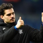 "Presiuni majore din Scoția pentru oficialii lui Rangers să muncească și să le ofere un contract" 3 ar trebui sa munceasca si sa i puna un contract in fata presiuni majore din scotia pentru oficialii lui rangers 67a1d49fdcf42