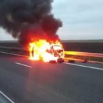 arde o masina pe autostrada soarelui bucuresti constanta 67a5b5b5aa15b