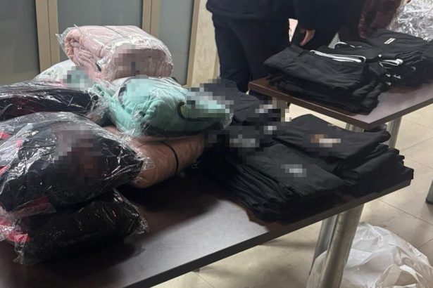 articole vestimentare susceptibile a fi contrafacute in valoare de 32 000 lei confiscate de politistii de frontiera romani in mangalia 67a38f8b12da0