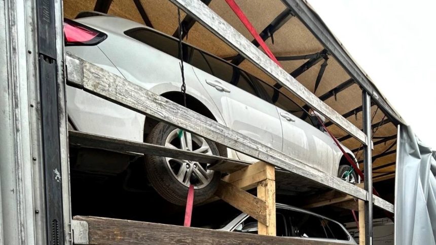 autoturism cautat de autoritatile din suedia descoperit de politistii de frontiera in portul constanta in cooperare cu ofiteri frontex 67a4821bcf0a4