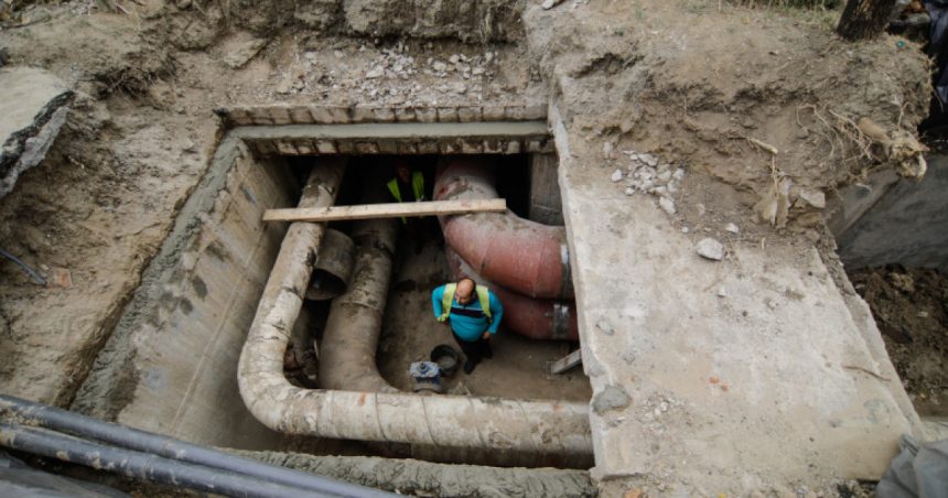 Avarie la CET Vest: 152 de blocuri din București au rămas fără căldură și apă caldă. 1 avarie la cet vest 152 de blocuri din bucuresti au ramas fara caldura si apa calda 67b3579860cc2