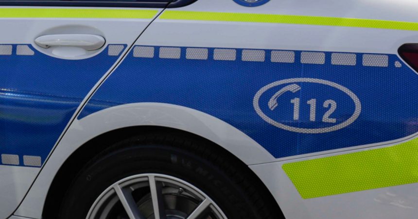 Bărbat prins în timp ce încerca să mituiască un polițist pentru a-și menține permisul de conducere. Câți bani a intenționat să-i ofere agentului 1 barbat prins cand incerca sa mituiasca un politist ca sa nu i suspende permisul de conducere cati bani a vrut sa i ofere agentului 67a39e426a64b