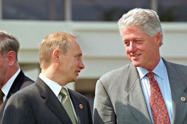 bill clinton putin a sacrificat vietile marinarilor din submarinul kursk pentru a proteja secretele nucleare ale rusiei 67bd533579409