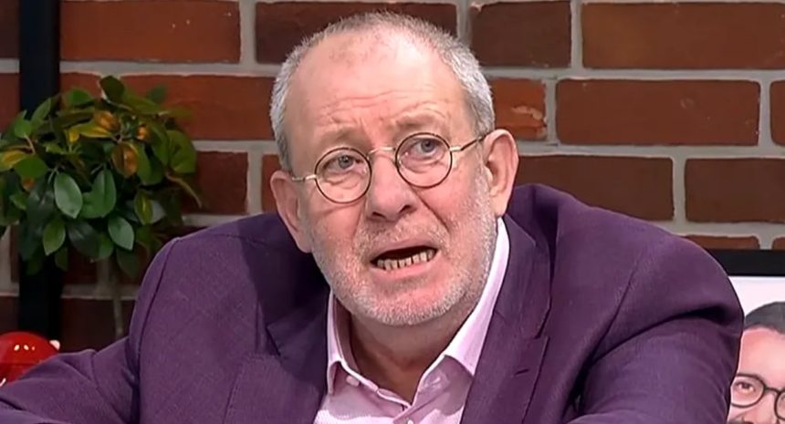 busu internat de urgenta in spital am avut perfuzie ce a patit prezentatorul de la pro tv in urma cu o saptamana 67af9a02d2421