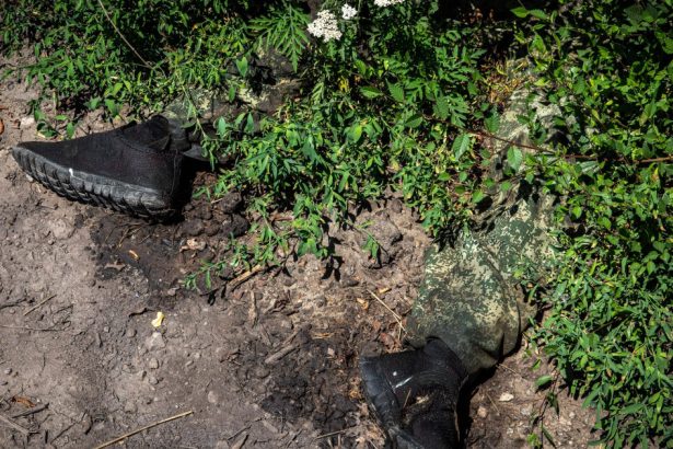 cati soldati rusi au murit in ucraina de la inceputul razboiului bbc si mediazona au reusit sa identifice numarul 67bde3b0396d5