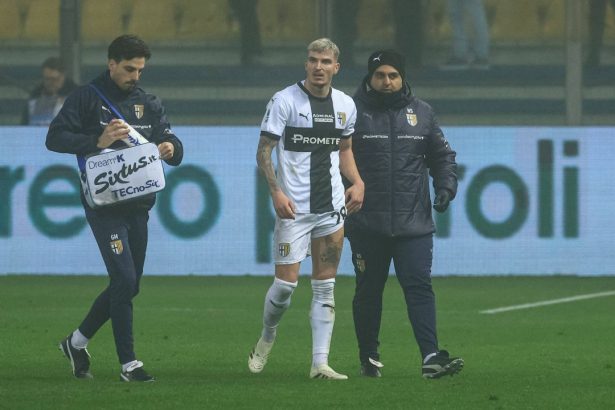 ce au scris italienii despre valentin mihaila dupa ce romanul s a rupt in parma lecce cu siguranta 679dc7a51e9ed