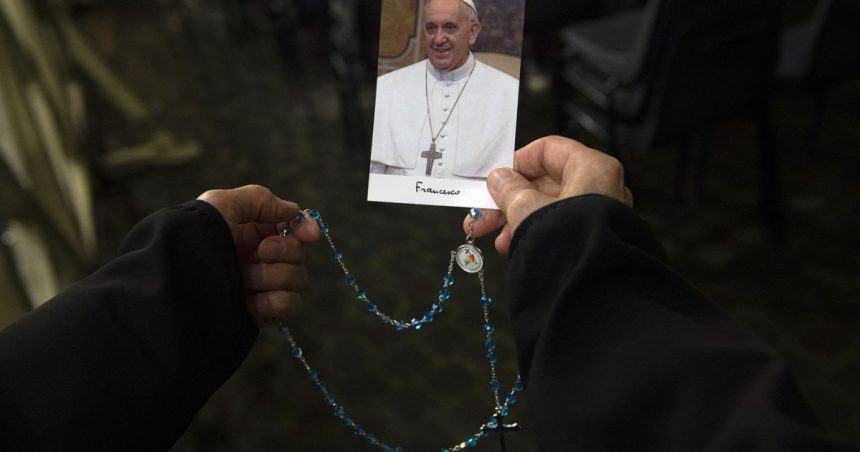 Ce scenarii circulă la Vatican după spitalizarea Papei Francisc. „Este greu de imaginat că își va relua activitățile.” 1 ce scenarii circula la vatican dupa spitalizarea papei francisc este greu de imaginat ca isi va relua activitatile 67c06a754f9f8