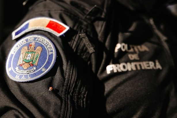 cetatean turc depistat de politistii de frontiera constanteni cu documente de identitate false 67b71dfb1cd3d