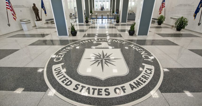 cia a trimis la casa alba un e mail neclasificat cu numele unor angajati ai agentiei la ordinul lui trump 67a48994dc5cd