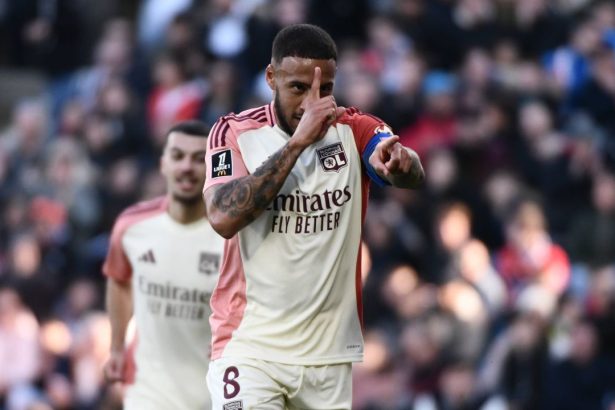 cine este olympique lyon viitoarea adversara a lui fcsb din europa league si fosta multipla campioana in ligue 1 67b8769953713