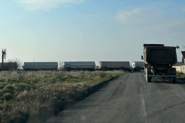 circulatia intre navodari si lumina este complet blocata din cauza unui incident feroviar 67ac50bb3f1a3