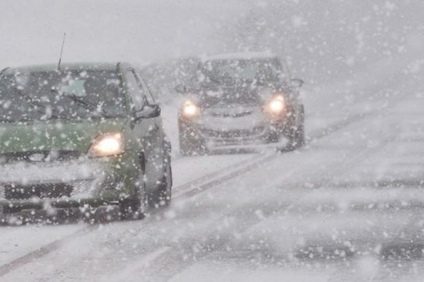 circulatie auto in conditii de iarna in 10 judete aflate sub cod galben de ninsori doua drumuri judetene din calarasi au fost inchise 67b438af7935f