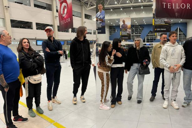 concurentii de la asia express 2025 au plecat in aventura vietii lor imagini din aeroport 67a70837d2665