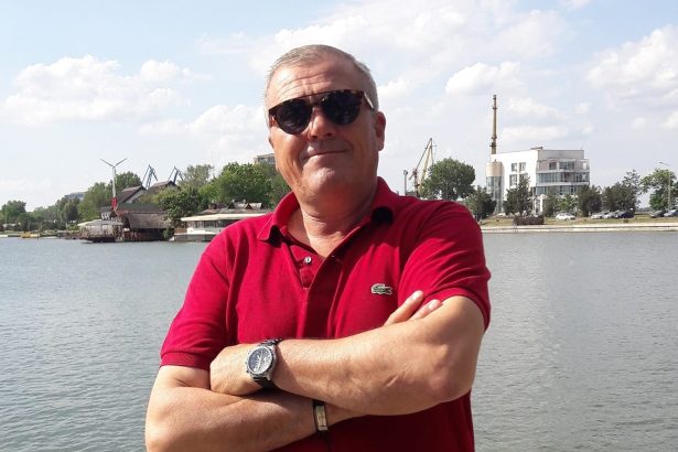 costica halep vrea sa cumpere doua terenuri din mamaia langa cel pe care va ridica un hotel cu opt etaje 67b9a55d9b2fb