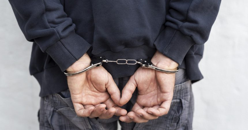 Doi tineri din Cluj, arestați pentru posesie de droguri provenite din Olanda 1 doi tineri din cluj arestati dupa ce au fost prinsi cu droguri aduse din olanda 67b1ed8c93694